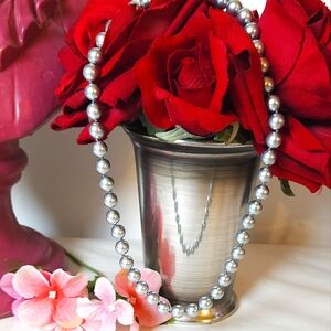 Silver Glass Pearl Beaded Necklace Silver Tone Clasp 18"